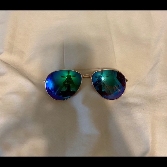 Aviator Sunglasses - Picture 2 of 6